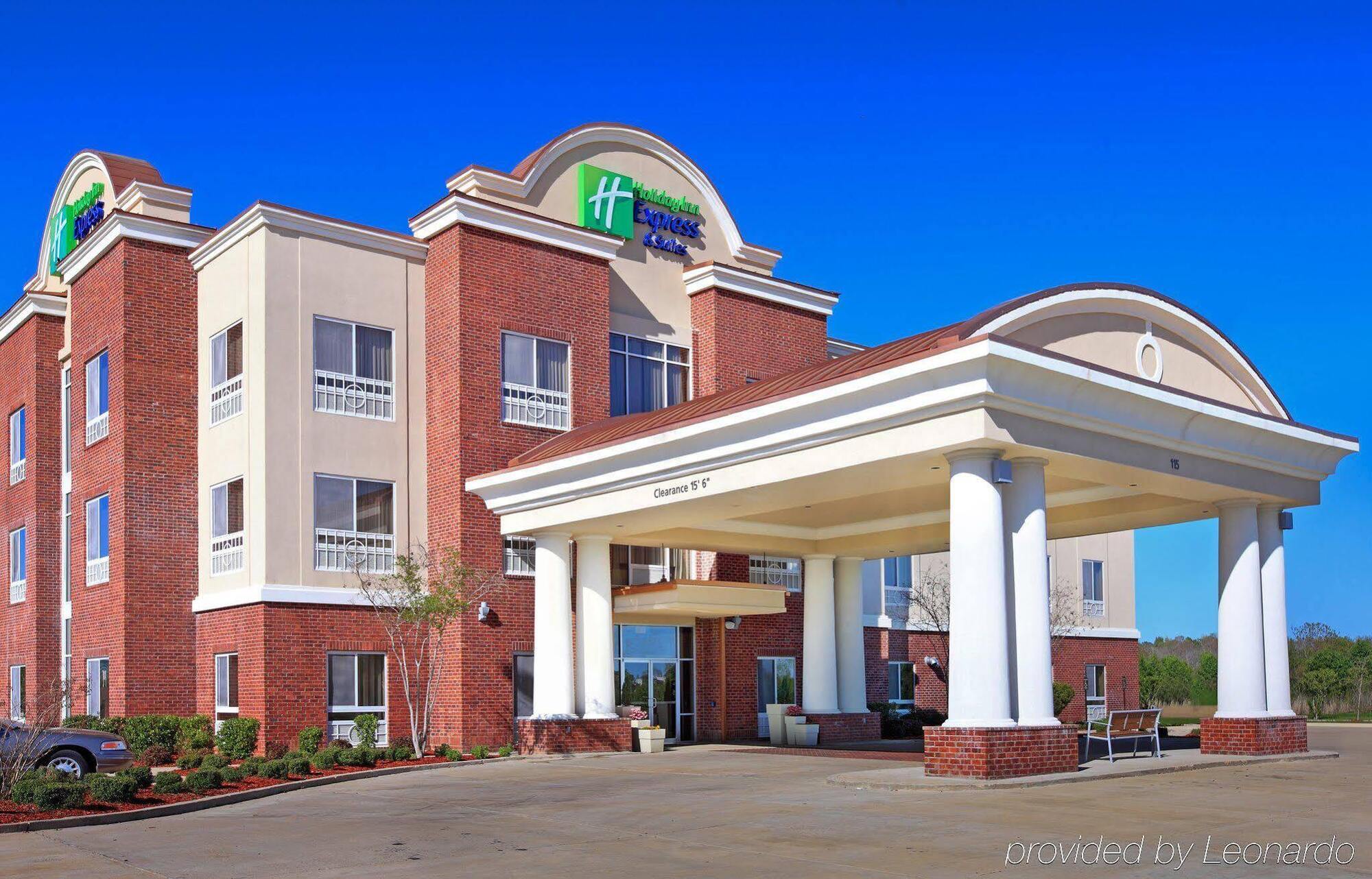 Holiday Inn Express Hotel & Suites Canton By Ihg Exterior foto